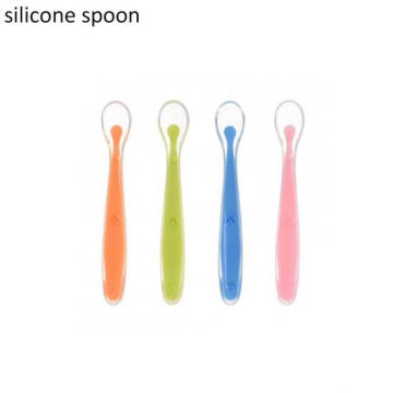 Cuillère d&#39;alimentation en silicone